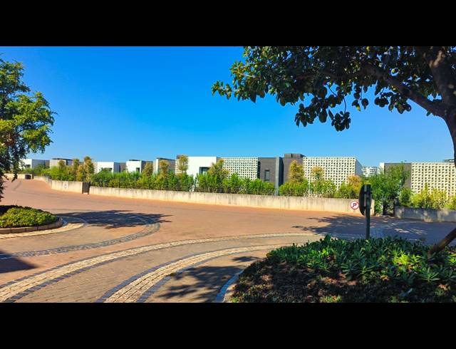581M² VACANT LAND FOR SALE IN SIBAYA PRECINCT